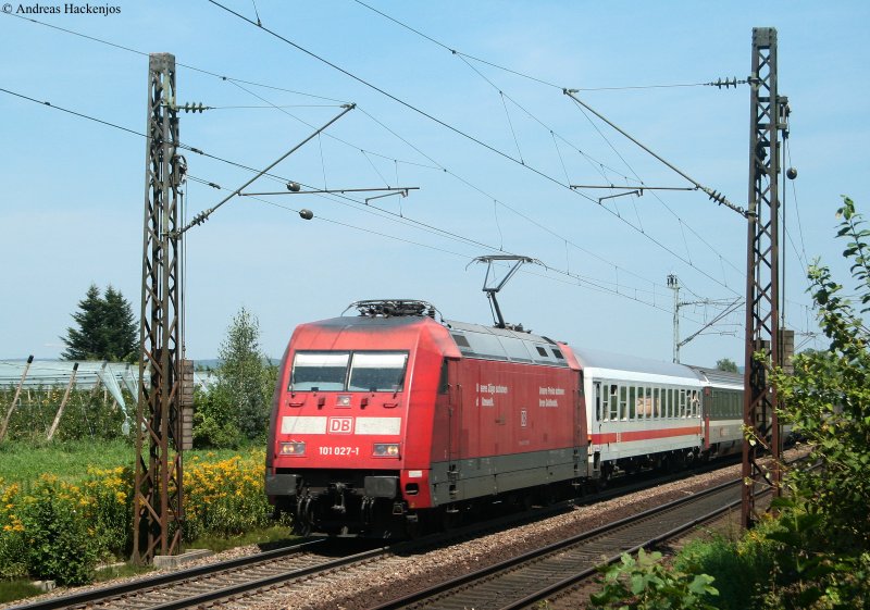 101 027-1 mit dem EC 7 (Hamburg-Altona-Chur) bei Denzlingen 7.8.09