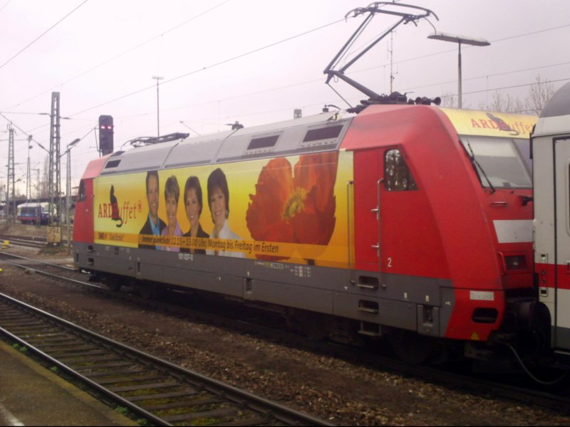 101 037-0  ARD Buffet  mit IC 2370 Konstanz - Hamburg-Altona in Radolfzell am 03.04.08