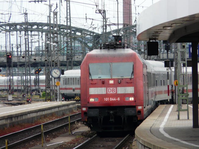 101 044 in M�nchen HBF