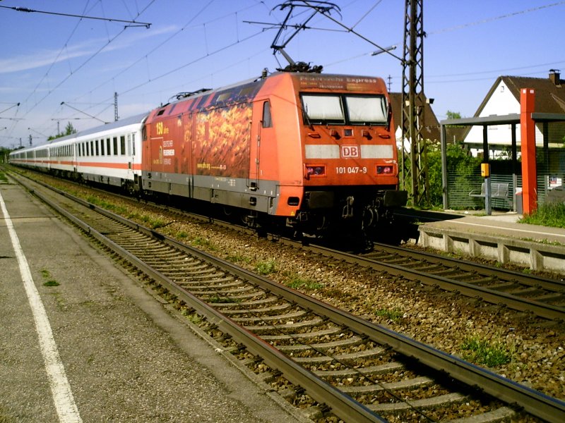 101 047 150 Jahre DFV mit IC 2206 nach Nrnberg bei der Durchfahrt des Bahnhofs Langweid (Lech) am 20.05.2007
