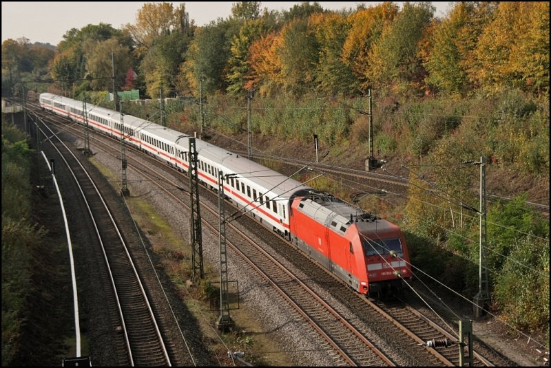 101 052 (9180 6 101 052-9 D-DB) schiebt den IC 2044, Leipzig Hbf - Kln Hbf, bei Bochum in Richtung Hagen. (13.10.2008)

