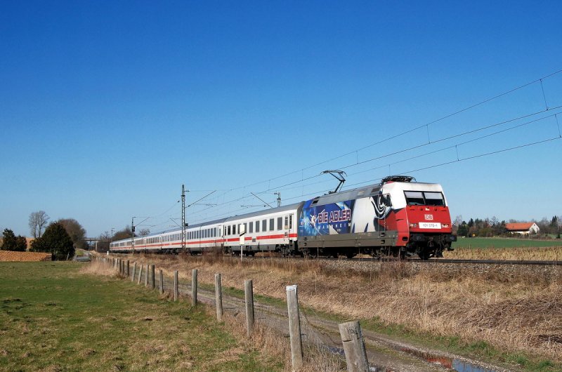 101 070 (Die Adler) mit IC 2293 bei Hattenhofen (11.03.2007)