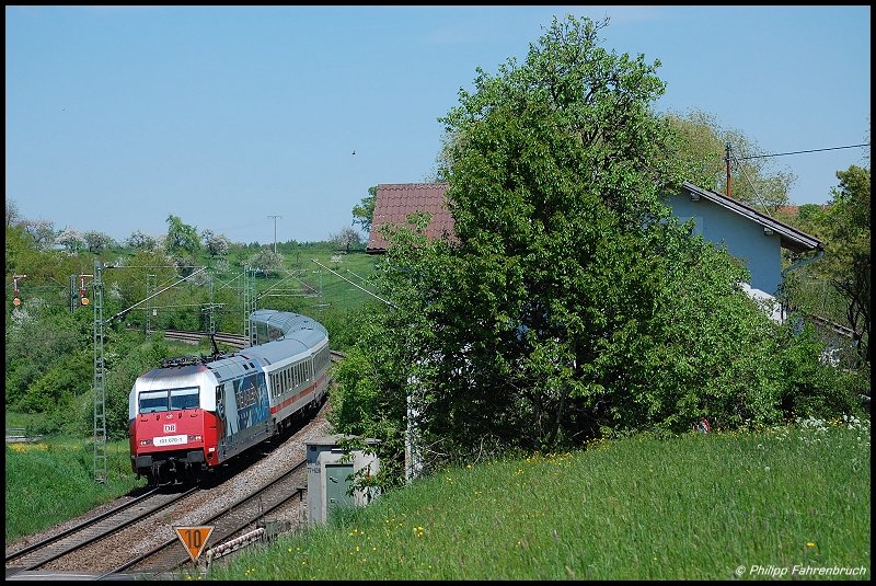 101 070 zieht am 11.05.08 IC 2068 von Nrnberg Hbf nach Karlsruhe Hbf, aufgenommen am Km 77,6 der Remsbahn (KBS 786) in Hhe Aalen-Oberalfingen.