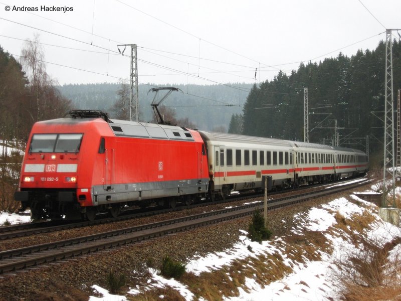 101 092-5 mit dem IC 2370 nach HAmburg Altona am km 69,0 8.3.08