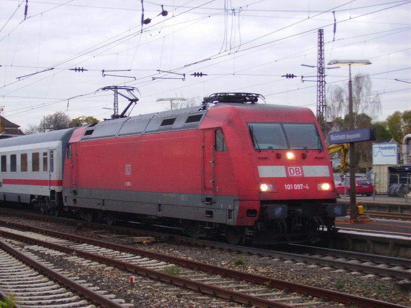 101 097 am 25.11.06 in Weinheim.
