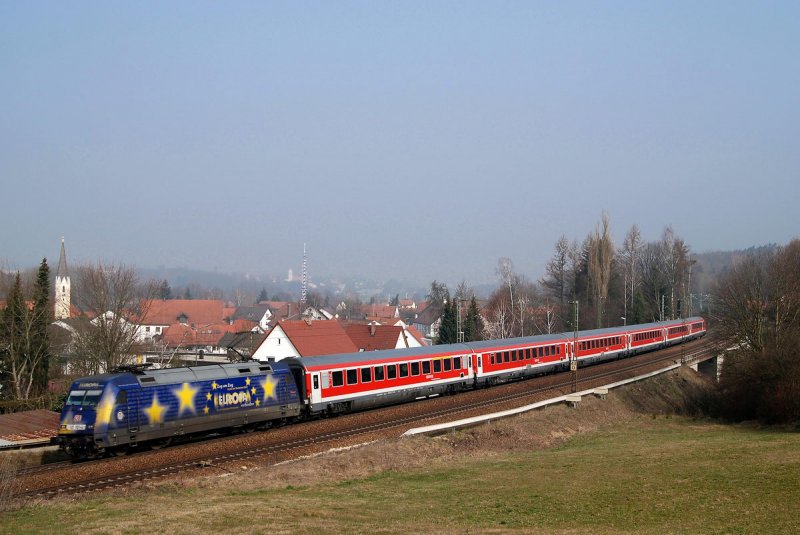 101 101 (Europa) mit RE 4037 in Reichertshausen (16.03.2007)
