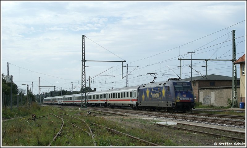101 101 zog am 28.08.09 den IC 2182 aus Hannover nach Stralsund. Aufgenommen in Schwaan.