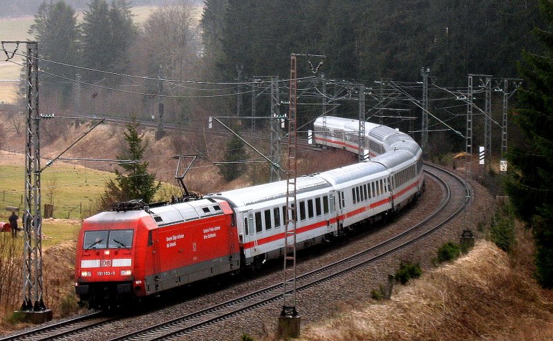 101 103-0 mit dem IC 2004 nach Emden Hbf am km 69,0 2.3.08 Danke an Jens Naber frs nachbearbeiten
