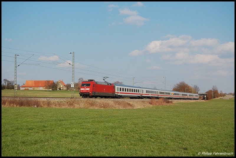 101 110 zieht am 01.04.08 IC 2064 von N�rnberg Hbf nach Karlsruhe Hbf, aufgenommen am Km 63,0 der Remsbahn (KBS 786) bei M�gglingen.
