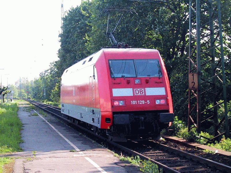 101 129 am 13.05.2002 auf Solofahrt in Kln-West