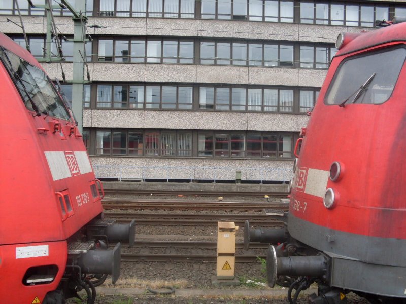 101 130 und 113 268 zusamenn in Hannover am 06.05.2009