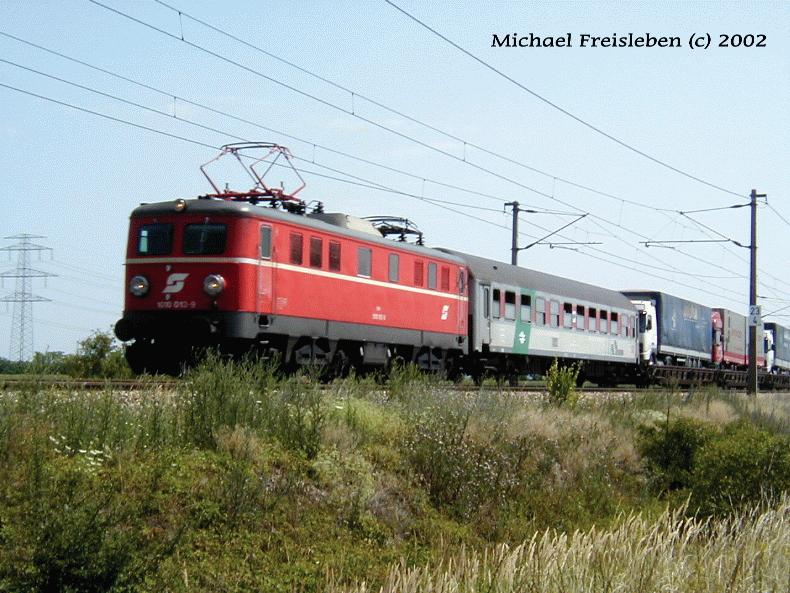 1010 013-9 mit der RLOE zwischen Gramat Neusiedel und Gtzendorf am 12-07-2002