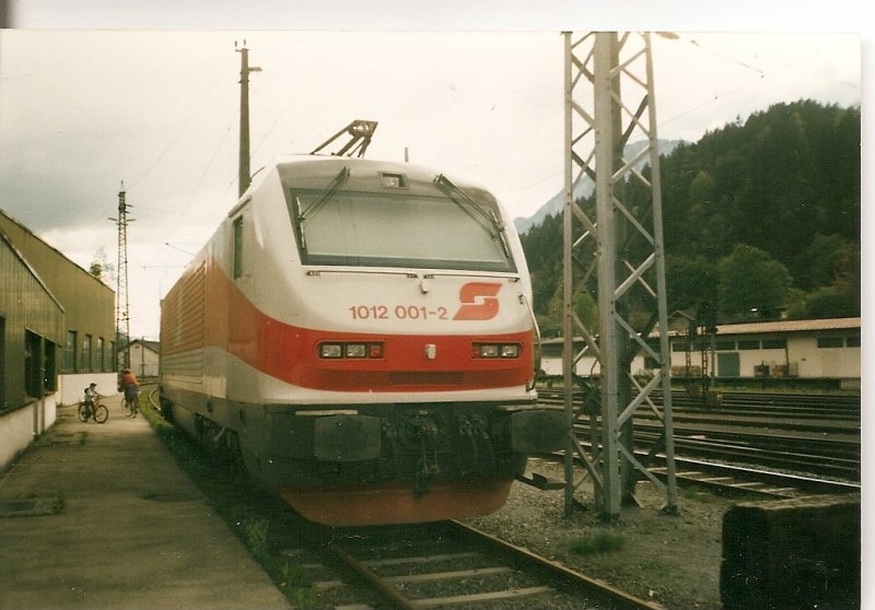 1012 001 im Mai 1998 in Kufstein.