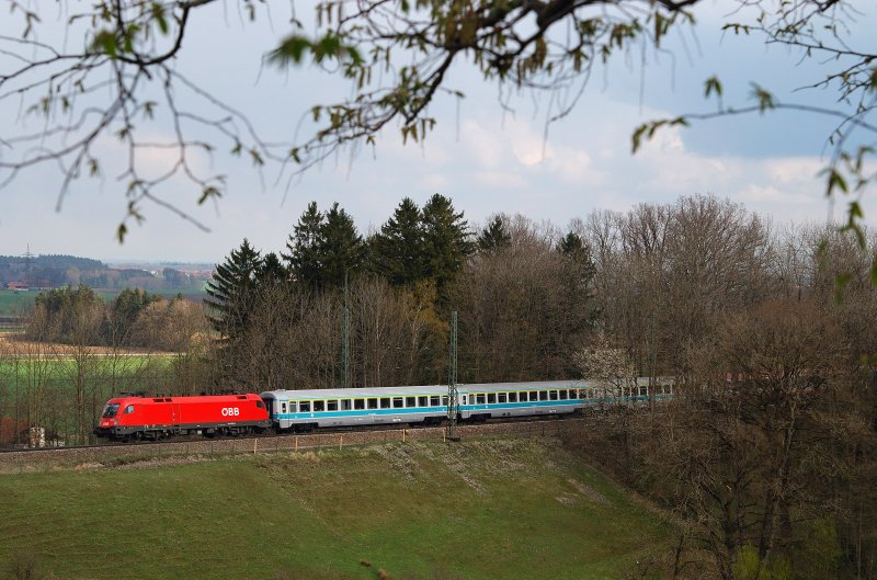 1016 008 mit EC 112 bei Aling (16.04.2008)