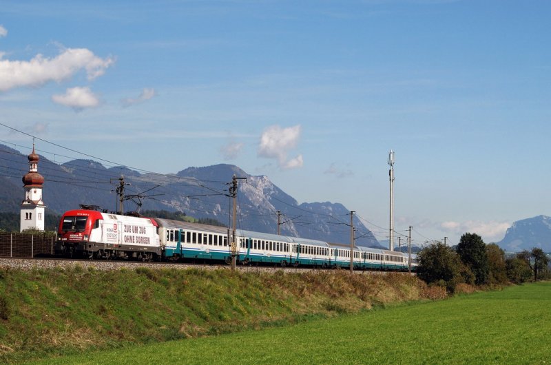 1016 047 (Wiener Stdtische) mit EC 87 vor Brixlegg (20.09.2007)