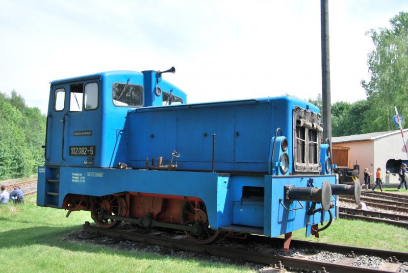 102 082 ex Raab-Karcher Grnstdtel im BW Schwarzenberg, 21.05.09