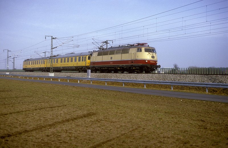103 003  bei Neulussheim  12.02.81