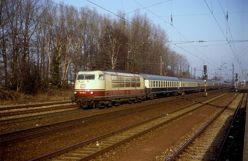 103 120  Baden Baden  30.12.92