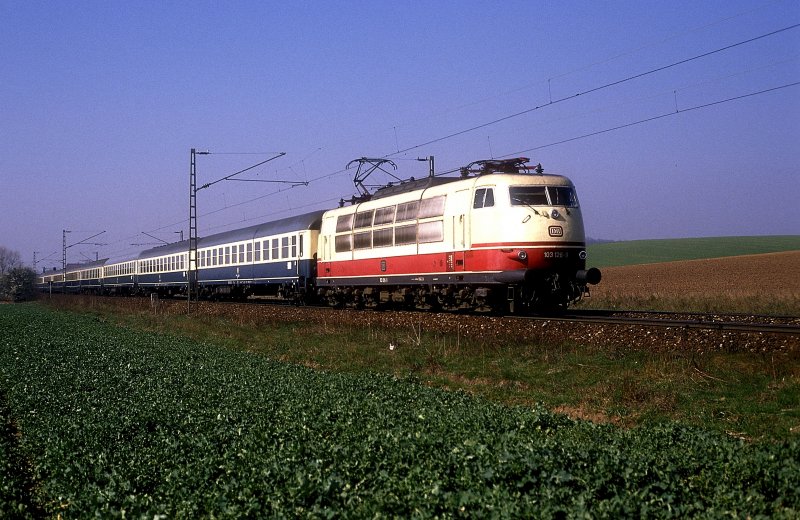 103 126  bei Ensingen  17.03.90