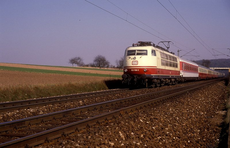103 158  bei Ensingen  17.03.90