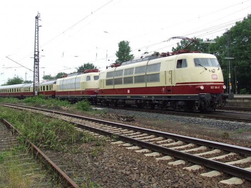 103 184 & 103 235 am 2.6.2007 in Mainz-Bischofsheim