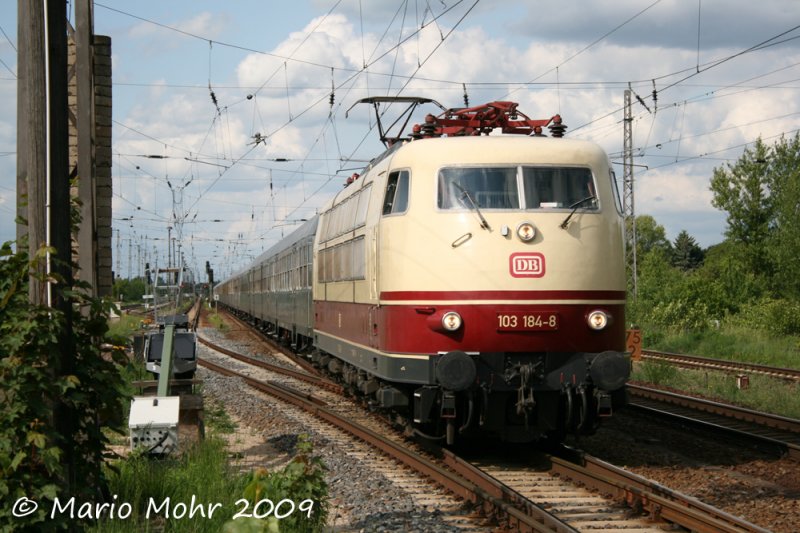103 184-8 mit dem Lr 91328 auf dem Weg von Wustermark nach Berlin Hbf