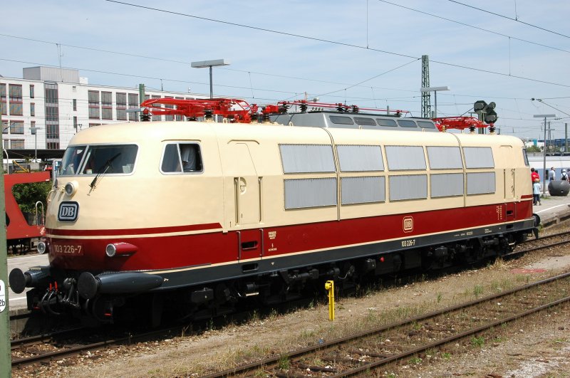 103 226 am 01.07.07 bei einer Ausstellung im Münchner Ostbahnhof