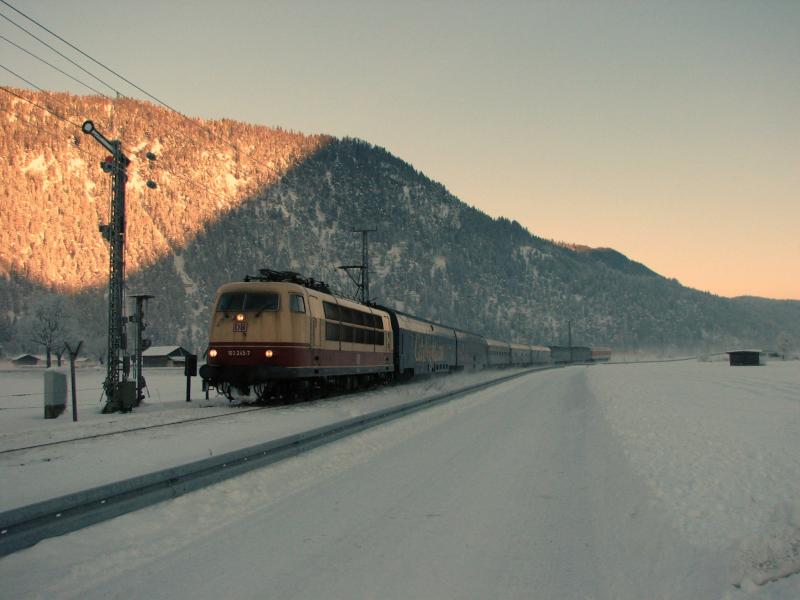 103 245 mit CNL 319 am Esig Farchant (am 07.01.06)