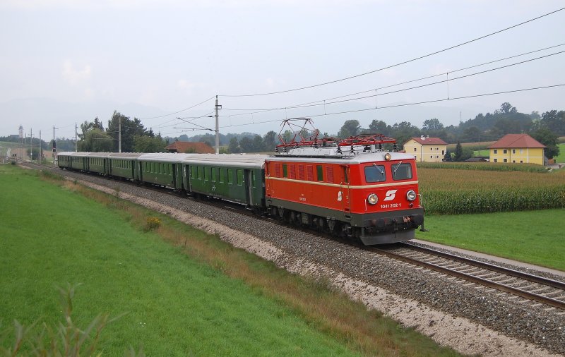 1041 202 ist am 30.08.2008 mit dem Sonderzug  Dreiflssefahrt 
von Selzthal nach Passau auch in Wartberg/Kr. durchgefahren. 