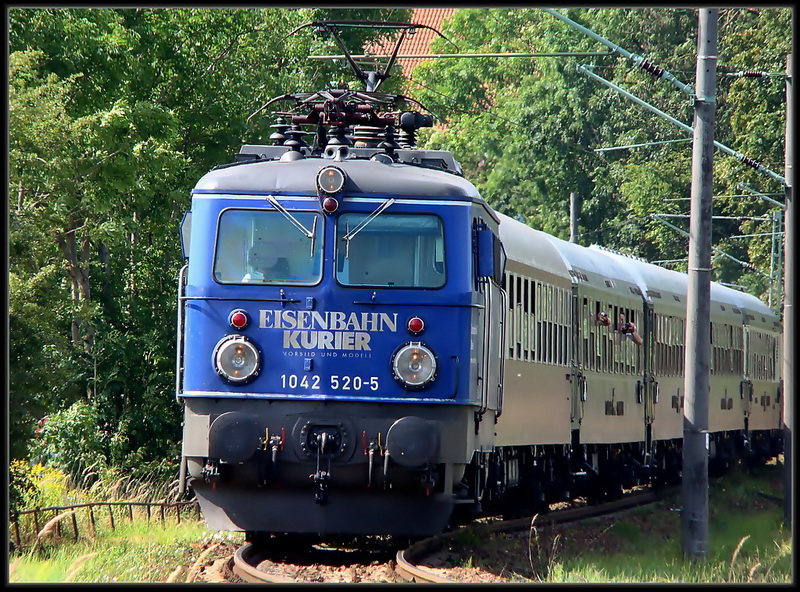 1042 520-5 -Eisenbahn Kurier- Classic Courier Tagesfahrt nach Binz Stralsund am 09.08.09 
