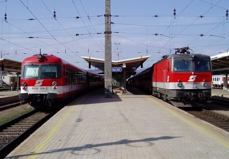 1044.006 und 6010.016 in Graz Hbf. am 21.3.2004
