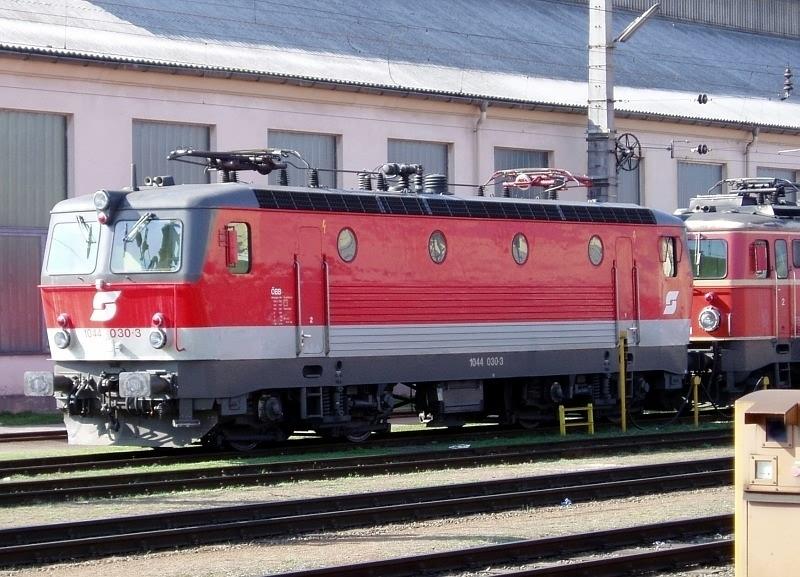 1044.030 im Berich Graz-Traktion am 21.3.2004 nachmittags