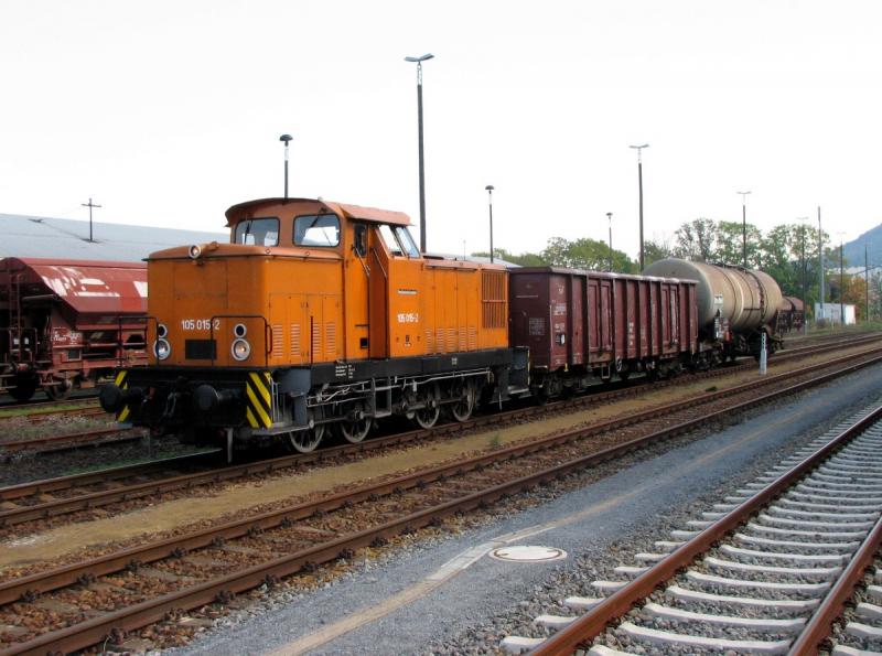 105 015 (Ostschsische Eisenbahn) in Lbau (am 07.10.2005)