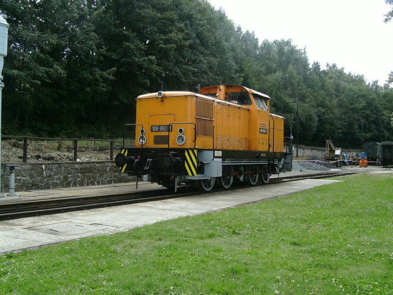 106 922-1 steht auf ihrer heimischen Untersuchungsgrube in Schwarzenberg an 26.Juli 2009.