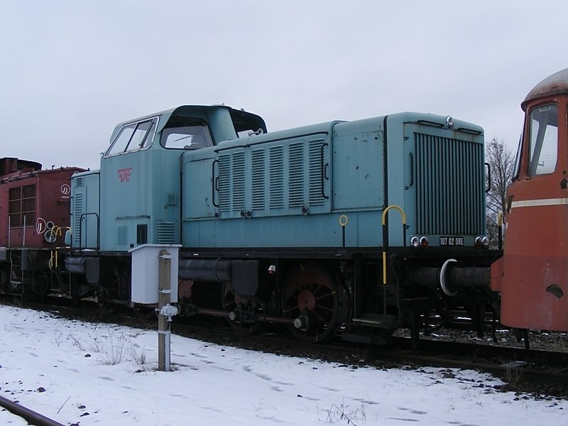 107 02 der DRE abgestellt in Klostermansfeld. Aufgenommen am 20.2.2009.