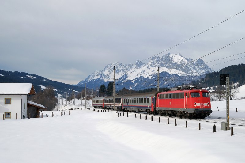 110 321 mit DZ 13225 vor Fieberbrunn (05.01.2008)