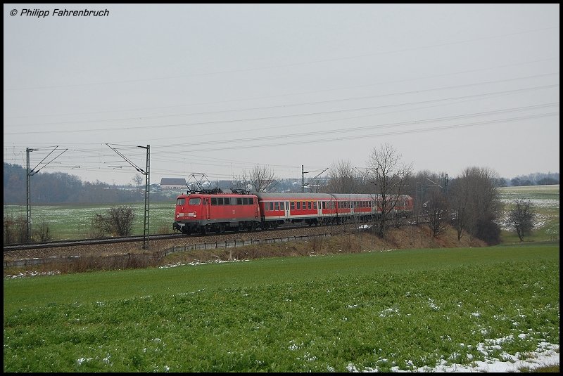 110 416-5 bef�rdert am 17.11.07 RB 37151 von Aalen nach Donauw�rth, aufgenommen bei Aalen-Oberalfingen.