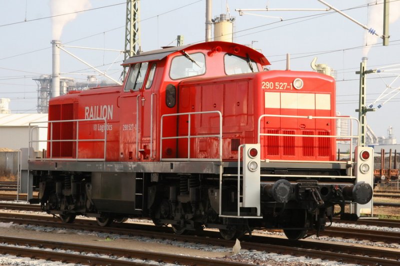 11.08.2006 Bf. Wismar 290 527-1 von RAILION