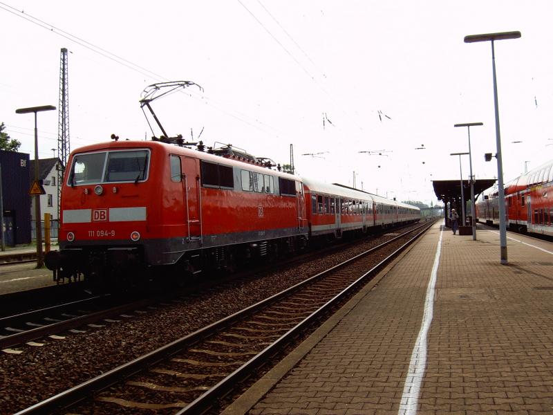 111 094 mit RE in Biblis .