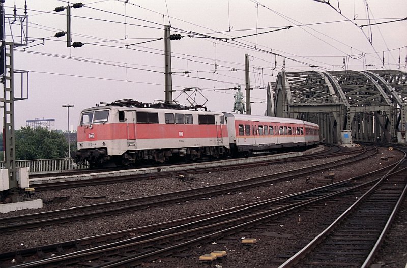 111 124-4 Kln Hbf 19-08-1992.