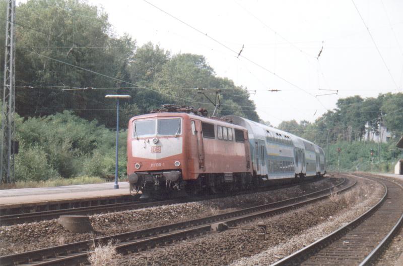 111 130-1 Im bahnhof Eschweiler August 1999