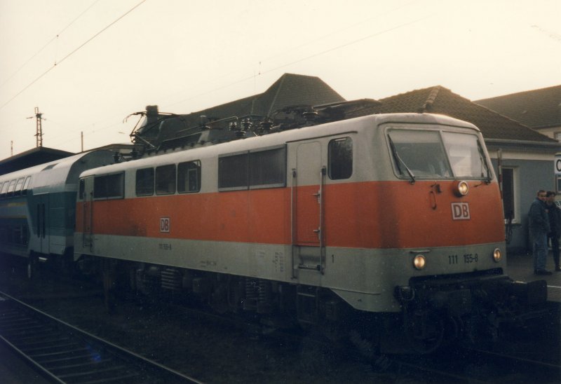 111 155-8 in Osnabrck im Dezember 2000, es war eines meiner ersten Bilder und die einzige S-Bahn 111 :-)