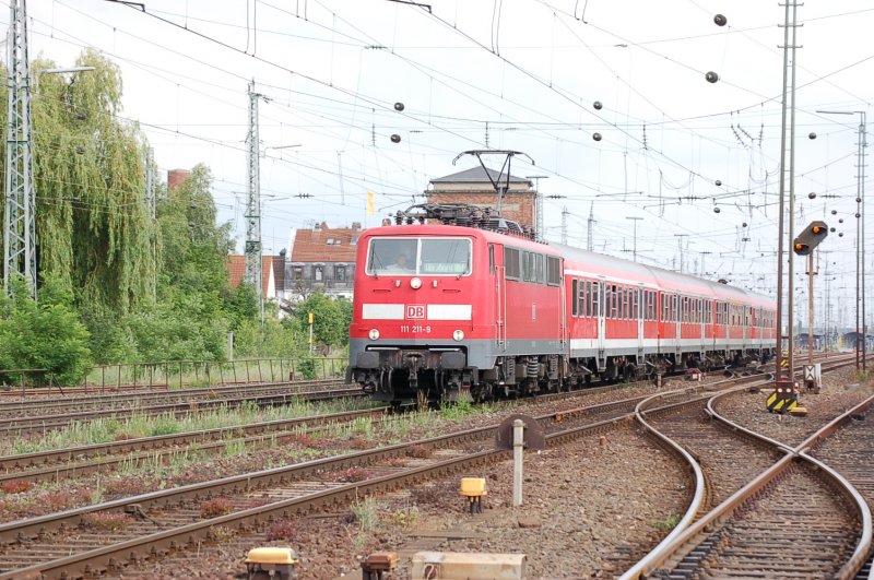 111 211 mit Rb in Bhf Bamberg