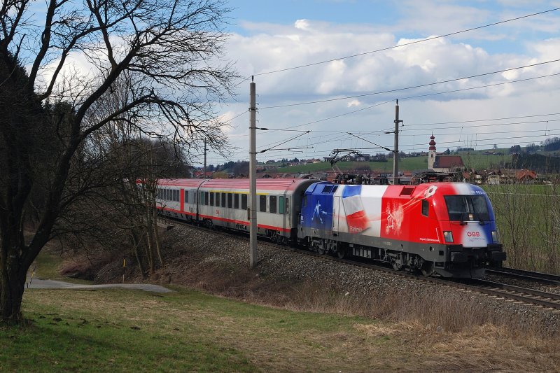 1116 003 (EM - Frankreich) mit OIC 647 bei Irrsdorf (22.03.2008)