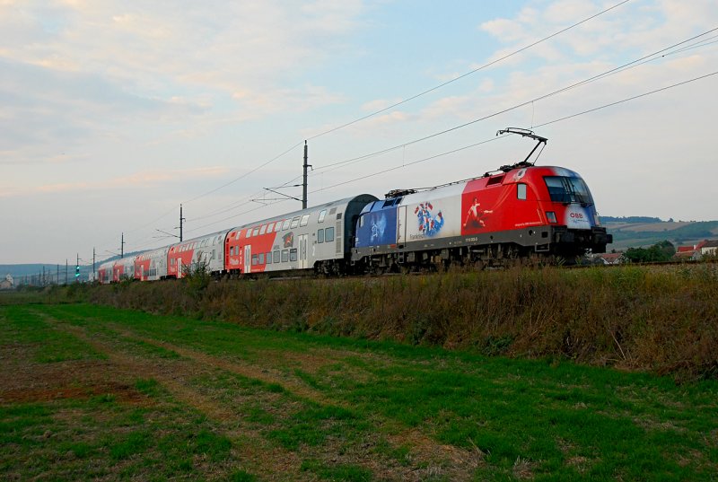 1116 003  EM Frankreich  am R 2224 von Wiener Neustadt nach Satov. Das Foto enstand am 27.09.2008 kurz vor Goellersdorf.