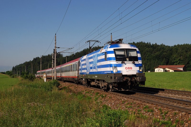 1116 007 (EM - Griechenland) mit OIC 545 bei Steindorf (22.06.2008)