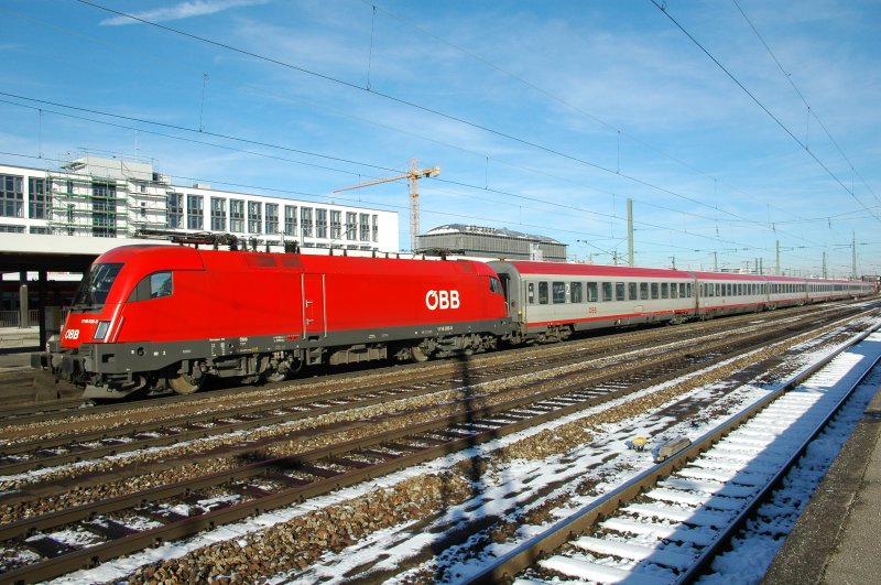 1116 035 hngt am 14.12.08 in Mnchen Ost kalt am EC 113 nach Klagenfurt
