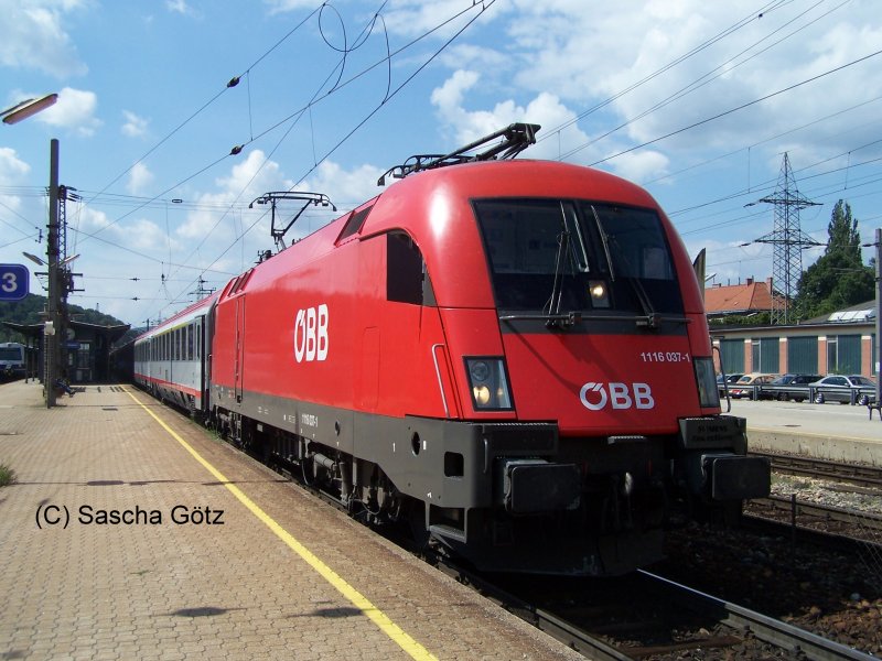 1116 037 mit EC nach Wien Westbahnhof am 9.8.2006 in Wien Htteldorf