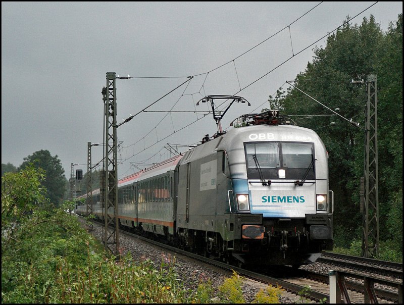 1116 038  SIEMENS  hat die Aufgabe den OEC 564  UNIVERSITT SALZBURG  von Wien West nach Bregenz zu bespannen. (03.08.2009)
