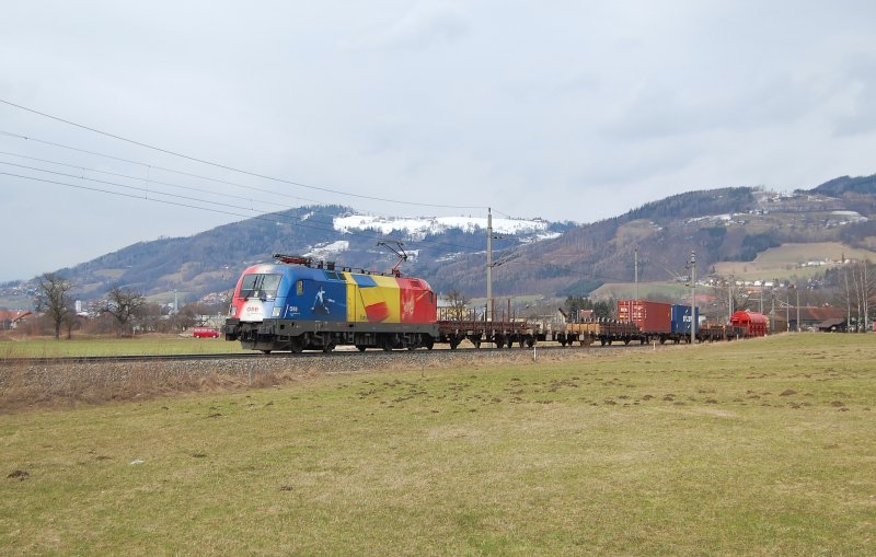 1116 056  EM-Rumnien  ist am 12.03.2009
mit dem 54795 in Micheldorf durchgefahren.